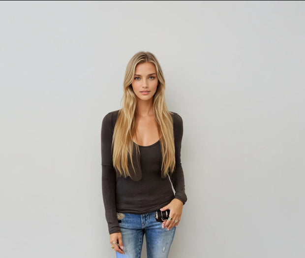 Essential Long Sleeve Scoop Top – Cocoa Brown