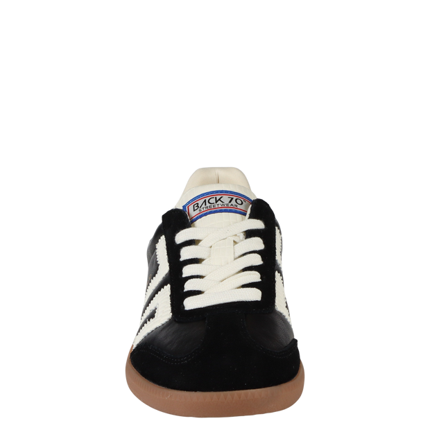 CLOUD NC in BLACK MILK, front view