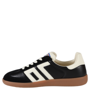 CLOUD NC in BLACK MILK, left view