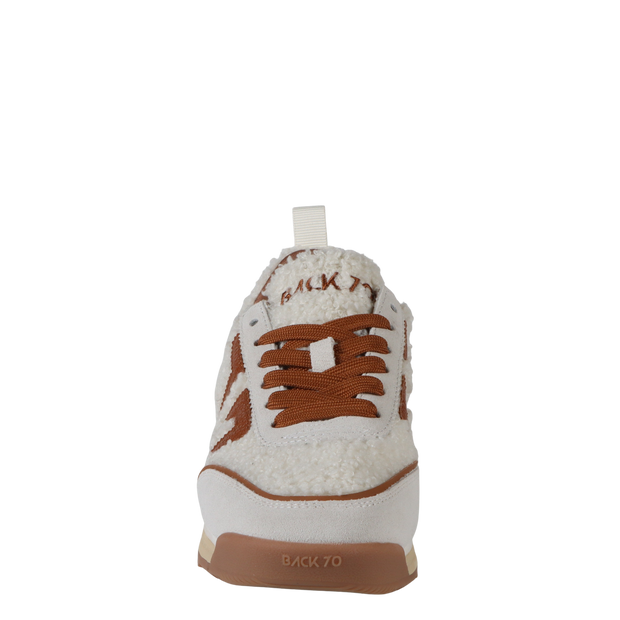 JOGGER FT in MILK ICE CUOIO, front view
